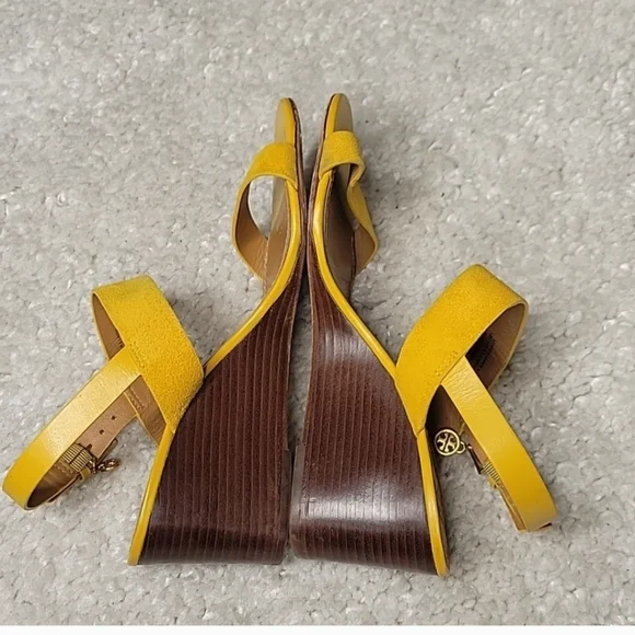 TORY BURCH mustard Yellow Suede Wedges Size 6.5 - Picture 8 of 11